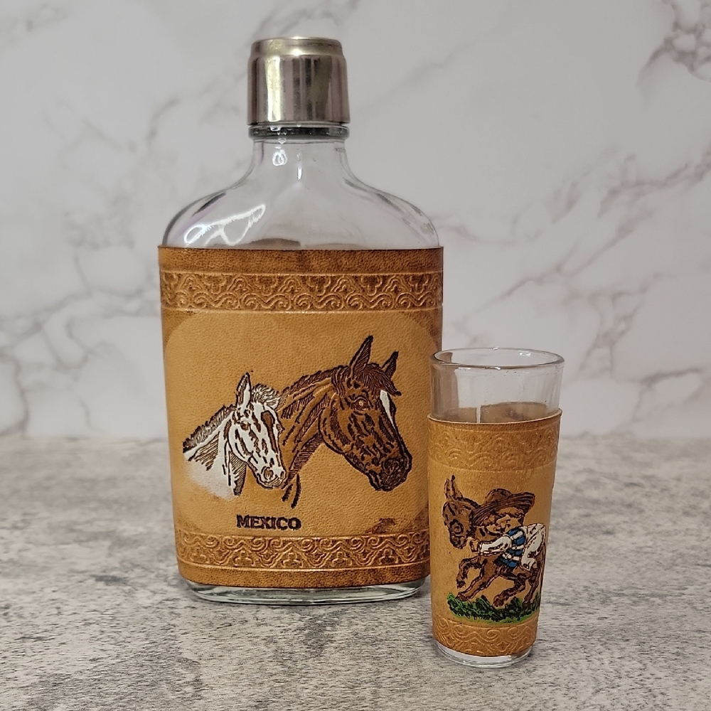 Vintage Mexico Horse glass and leather flask and shot glass set horses
